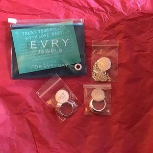 🔥 2 for 50$ 💥 EVRY JEWELS - silver- 3 pieces